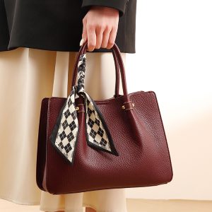 Women's Elegant Synthetic Leather Handbag - Convertible Shoulder Bag or Clutch, Open Top Everyday & Formal Purse Black/Muted Gray/Beige/Wine Red - European Collection Women's Luxury Wallet, Ladies Handbags, Detachable Strap Feature, Oiledged Finish