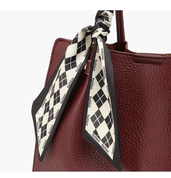 Women's Elegant Synthetic Leather Handbag - Convertible Shoulder Bag or Clutch, Open Top Everyday & Formal Purse Black/Muted Gray/Beige/Wine Red - European Collection Women's Luxury Wallet, Ladies Handbags, Detachable Strap Feature, Oiledged Finish - Image 15
