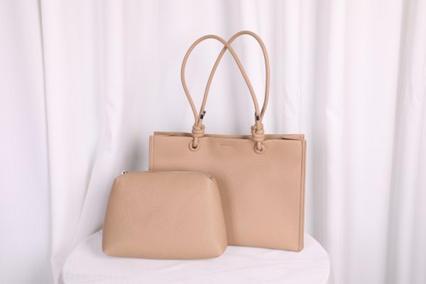 2025 New Women'S Casual Tote Bag - Stylish Brown with Golden-Tone Hardware, Detachable Shoulder Strap, and Zipper Closure, Perfect for Everyday Use, Versatile Carryall | Minimalist Design | Smooth Texture - Image 5
