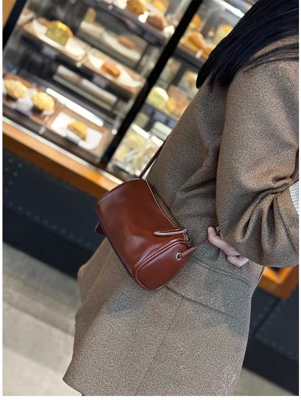 Elegant Genuine Leather Crossbody Bag for Women - Detachable Shoulder Strap, Zipper Closure & Tassel Detail | Multi-Functional Lightweight Travel Purse with Secure Zipper Closure | Durable Fabric Lining | Minimalist Design in Beige, Dark Brown, Green, Yellow, Small Crossbody Bag, Everyday Handbag, Sophisticated Accessory, Textured Finish - Image 5