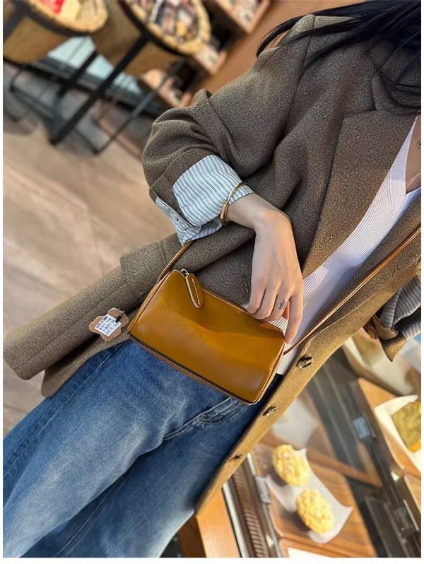 Elegant Genuine Leather Crossbody Bag for Women - Detachable Shoulder Strap, Zipper Closure & Tassel Detail | Multi-Functional Lightweight Travel Purse with Secure Zipper Closure | Durable Fabric Lining | Minimalist Design in Beige, Dark Brown, Green, Yellow, Small Crossbody Bag, Everyday Handbag, Sophisticated Accessory, Textured Finish - Image 7