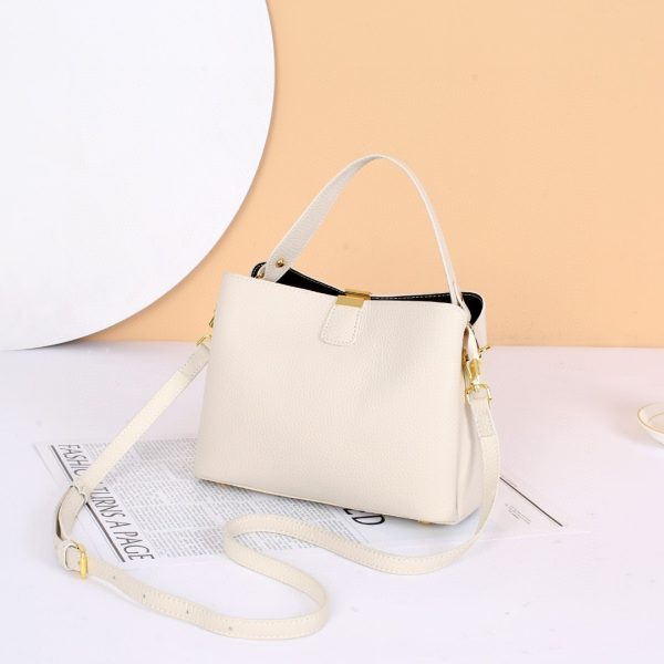 Elegant Women'S Crossbody Bag with Adjustable Strap, Golden-Tone Hardware & Canvas Lining - Light Blue & Beige Options for Casual or Formal Occasions, Versatile Shoulder Bag, Sophisticated Design, Smooth Texture - Image 7